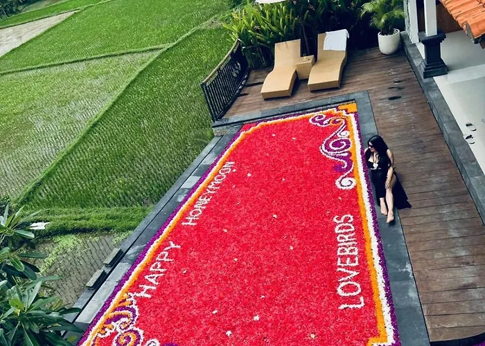 Jatining & * Ubud